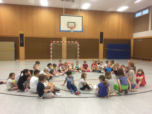 Sport mit Max und Moritz - Klasse 2a und 2b - 2015