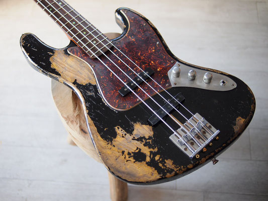 MJT + Warmoth - Custom Jazz Bass - "Dirty Black" Relic