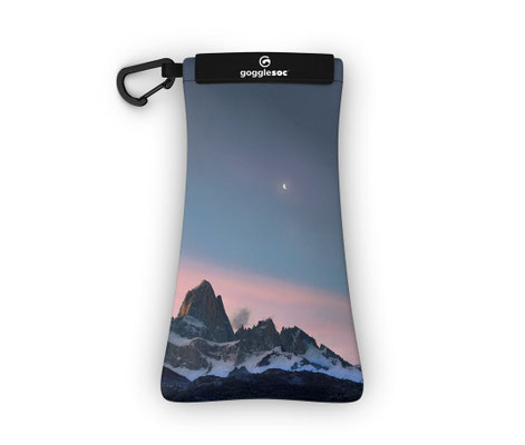 SUN-A088 - illuminated mountain sunnysoc