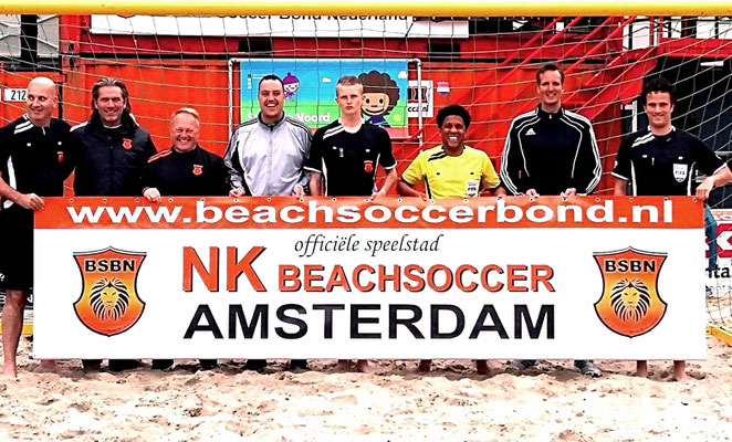 Live commentaar sportevenement - Nederlands Kampioenschap beach soccer 