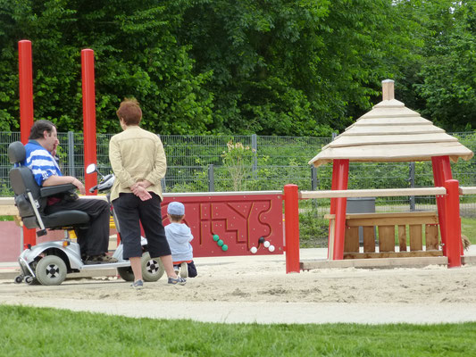 barrierefreier Spielzaun, Pfosten Stahl