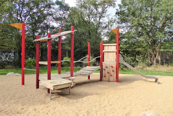 Anlage Gelsenkirchen mit Stahlpfosten