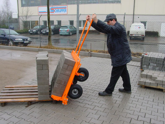 COMO TRANSPORTAR ADOQUINES EN OBRAS PEQUEÑAS
