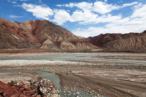 Am Karakorum Highway, China