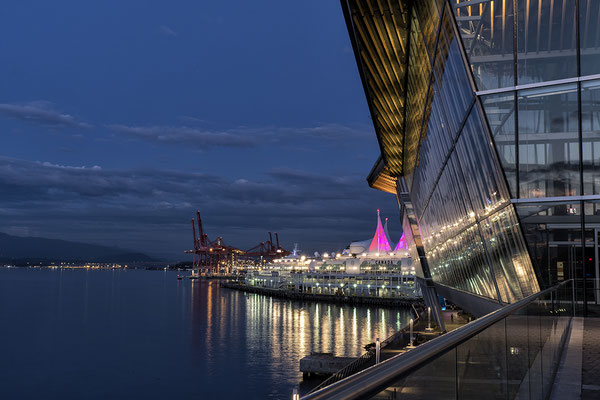 Vancouver - am Canada Place Kanada