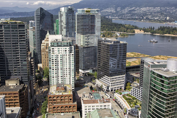 Harbour Tower Lookout auf den Hafen von Vancouver Kanada