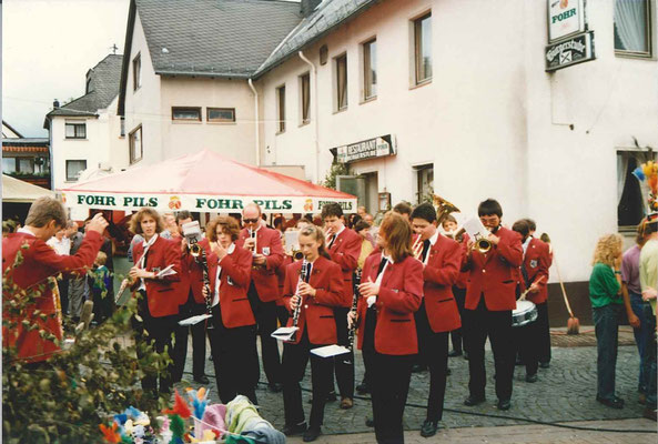 1990 – Kirmes in Horressen