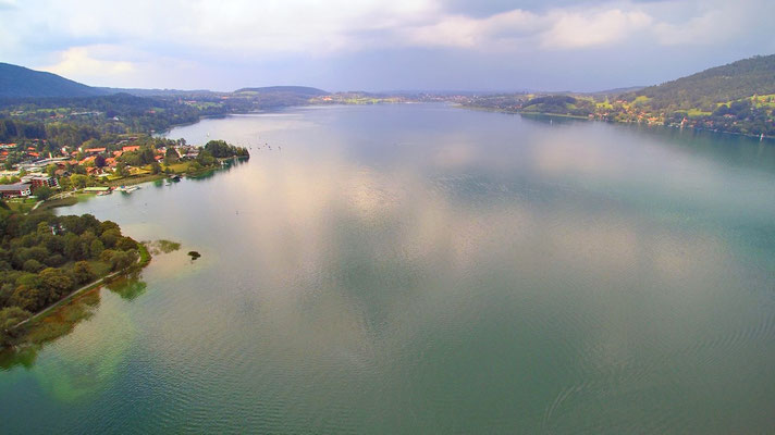 Drohnenfoto - Vogelperspektive - Drohne - Drohnenbild - Luftaufnahme - See - Tegernsee
