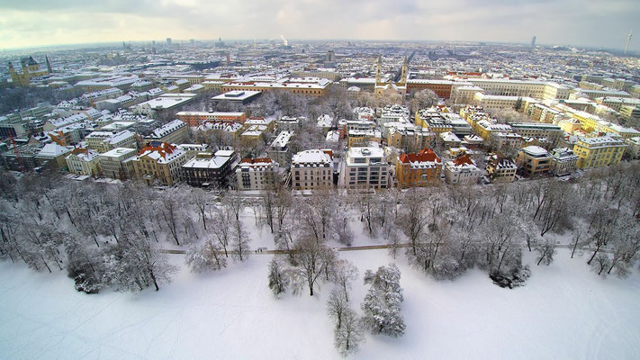 Drohnenfoto - Vogelperspektive - Drohne - Drohnenbild - Luftaufnahme - Winter - Schnee - München - Englischer Garten