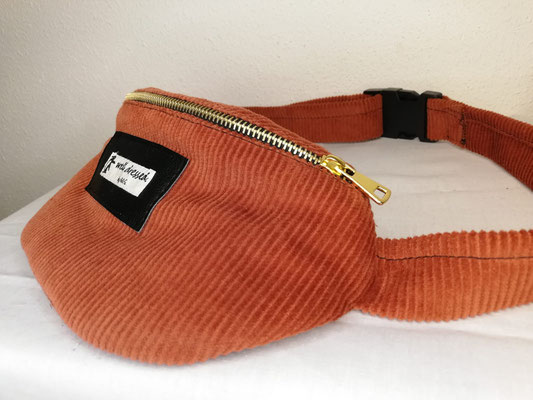 Cord rouge, schwarz