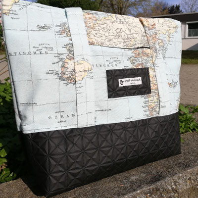 Travel the world, geometrisch schwarzes Leder