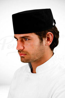 C55NE GORRO ORIENTAL COLOR NEGRO MARCA PERMACHEF