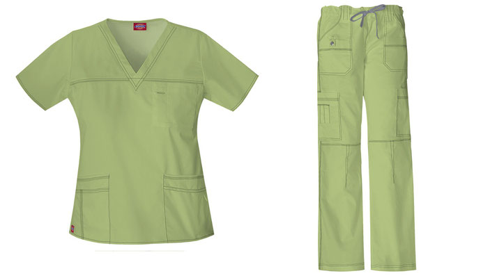 JUEGO DE PIJAMA QUIRÚRGICA DE DAMA COLOR VERDE DESIERTO MARCA DICKIES MEDICAL