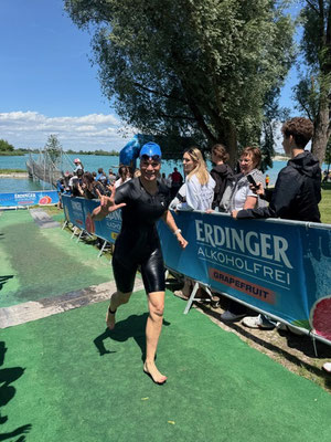 Katrin Hanke nach dem Schwimmen