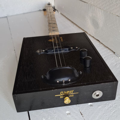 cigar box guitare - roots guitars
