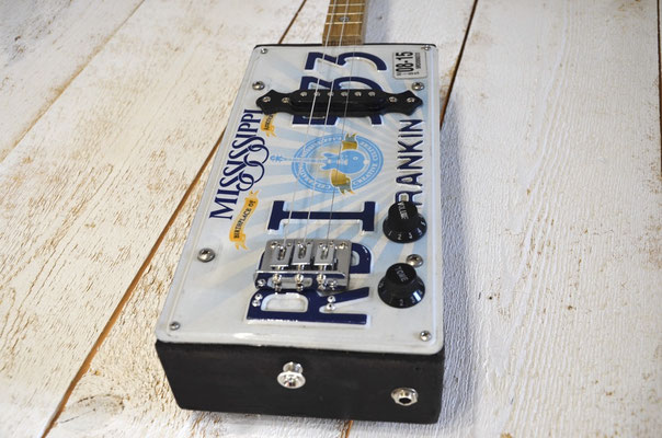 cigar box guitare - roots guitars