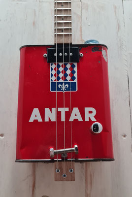 cigar box guitare - roots guitars