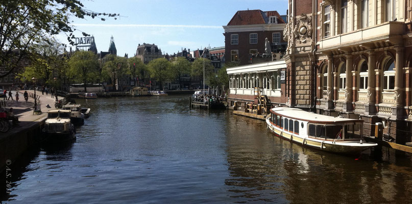 Sur les Canaux d'Amsterdam