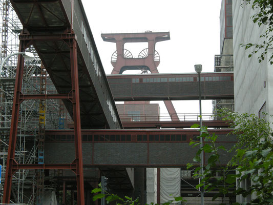 Das Fördergerüst  von der Fritz-Schupp-Allee gesehen, August 2008