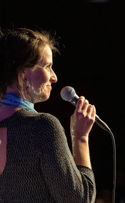 Julia bezaubert [Foto: Paul Jacot]