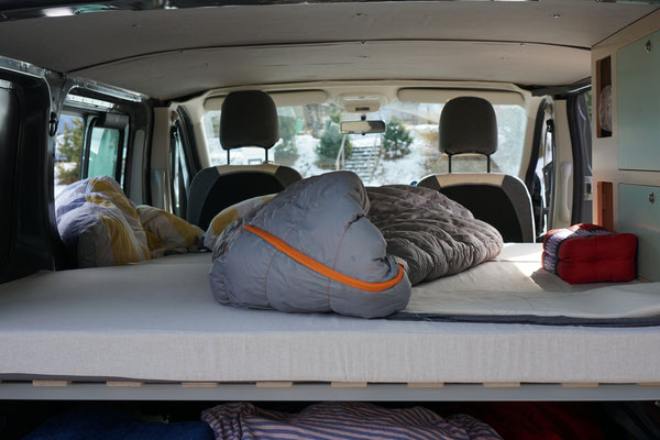 Das gemütliche Campingbus Bett