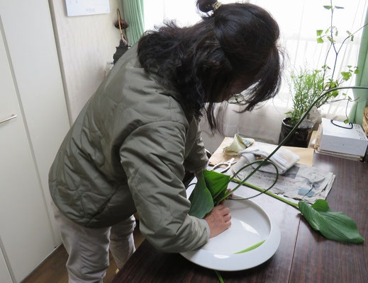 あーでもない、こーでもないと、格闘中