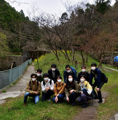 ３月２５日、イノシシ被害対策プロジェクト＋大沢谷広場プロジェクト＋明治大学農学部応用植物生態学研究室