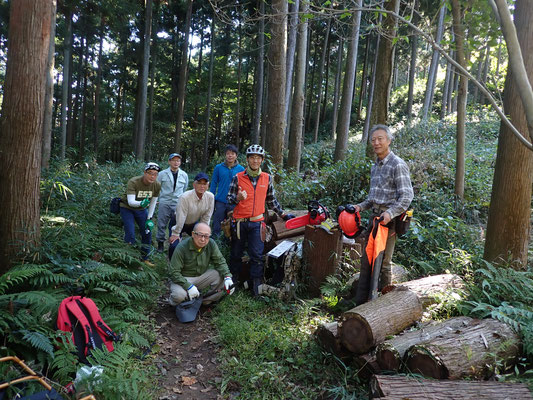 １０月２９日　二子山山系自然保護協議会（ぬかるみ改修作業）