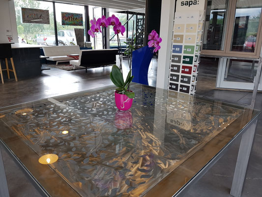 Table originale découpe laser