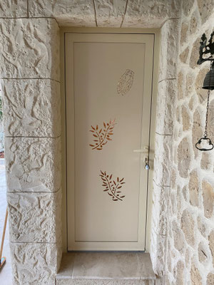 Porte d'entrée aluminium sur mesure