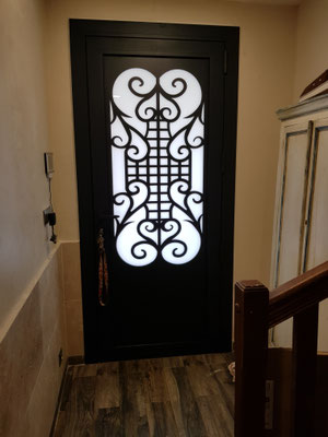 porte d'entrée aluminium antique