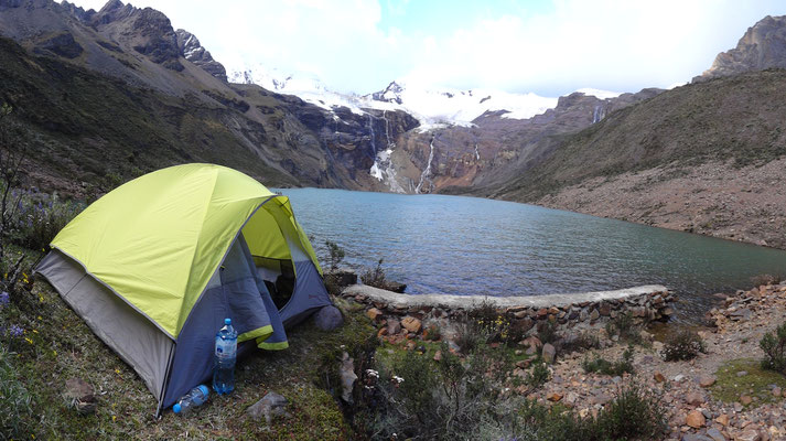 Camping à la laguna Tullpacocha 4200 m