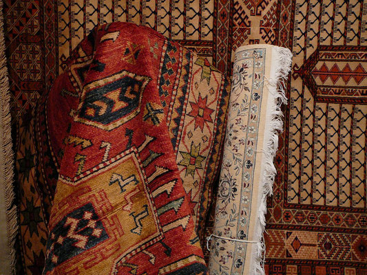 Pozzuolo del Friuli - Magazzino tappeti persiani e moderni, tappeti persiani e caucasici, kilim tappeti vari misura e dimensione nuovi vecchio e antico