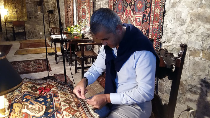 Tabriz carpet Udine Zarepour titolare , centro lavaggio professionale e restauro artistico tappeti orientali Udine