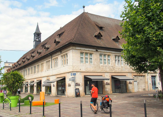 „Les Halles“ - die historischen Markthallen von Montbéliard. Foto: Christoph Schumann, 2023