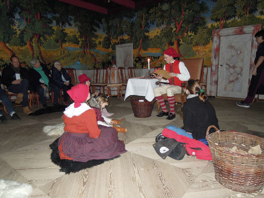 Nisser - die dänischen Weihnachtswichtel erzählen von einst im Museum Den Gamle By. Foto: C. Schumann, 2019