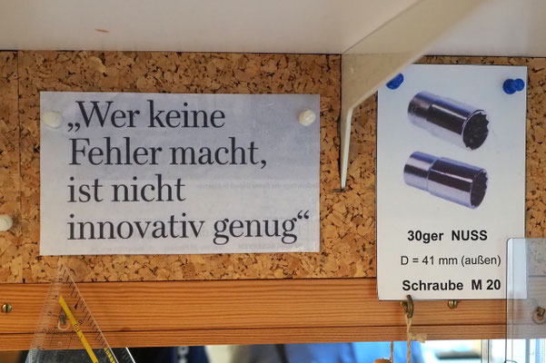 Ohne Worte: das Motto des Erfinderclubs Schleswig-Holstein. Foto: Christoph Schumann, 2024