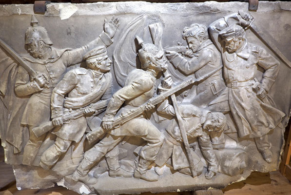 Relieftafel aus dem Siegesdenkmal, das die Preußen in Dybbøl errichteten. Foto: C. Schumann, 2020