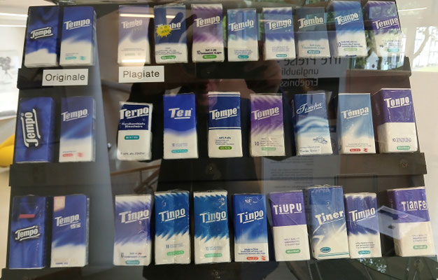 Hunderte Male wurden und werden vor allem in Asien die Papiertaschentücher aus deutscher Produktion nachgeahmt. Foto: Christoph Schumann, 2025