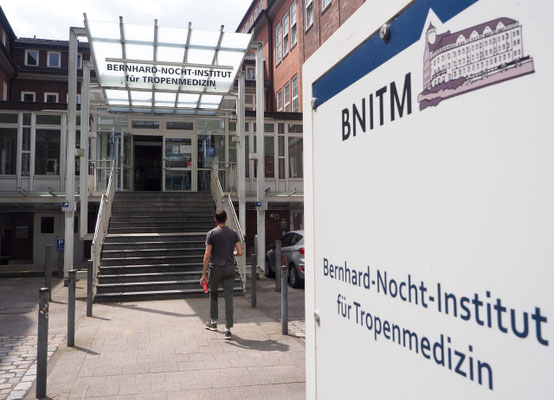 Der neue Haupteingang zum BNITM an der Bernhard-Nocht-Straße in Hamburg-St. Pauli. Foto: Christoph Schumann, 2025