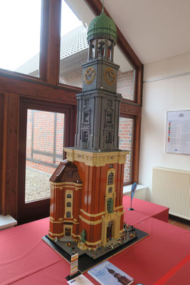 Der Hamburger Michel in Lego. Foto: FMSH/PR