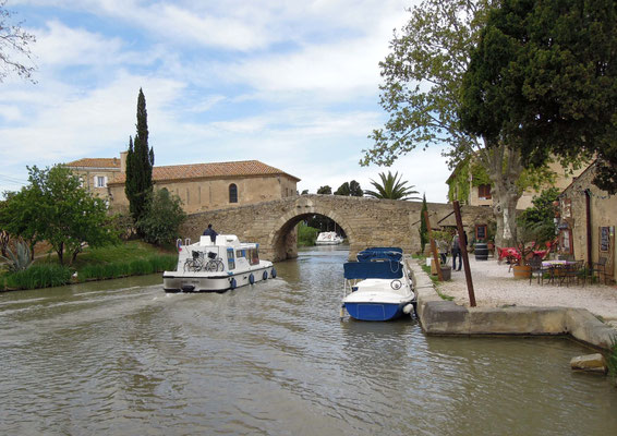 Canal du Midi in Le Somail