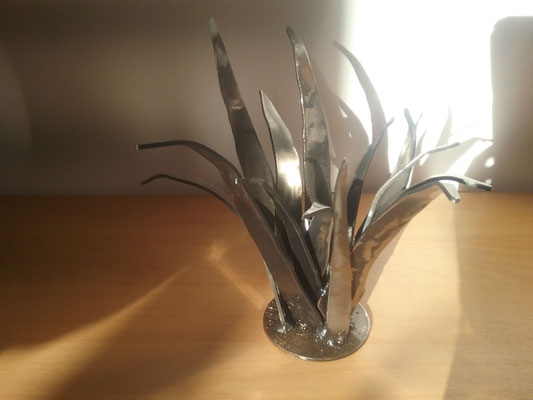 Plante en métal, sculpture en métal, création artisanale française, Hautes-Alpes, pièce unique