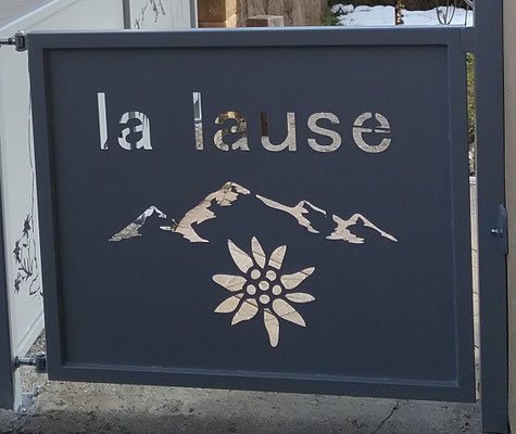 Enseigne métal, métallerie design Hautes-Alpes, déco métal montagne