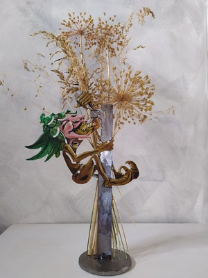 artiste plasticien Hautes-Alpes, bière des trolls, objet déco métal