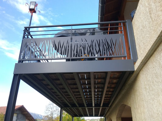 Métallerie Hautes-Alpes, menuiserie métallique sur mesure