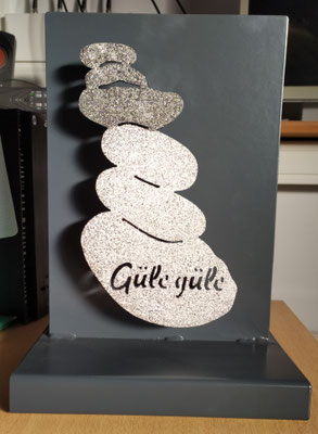 Plaque funéraire en métal personnalisé, Cairn, artisan créateur Français