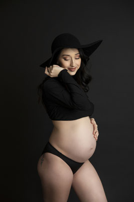 Expressive maternity portrait beyond traditional pregnancy imagery