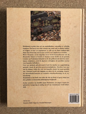 €3,00 incl. BTW/TVA/VAT, excl. transport costs 