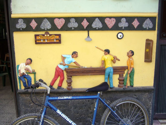 GUATAPE "Calle del Recuerdo"